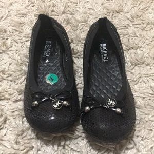 BLACK MICHAEL KORS SEQUIN FLATS